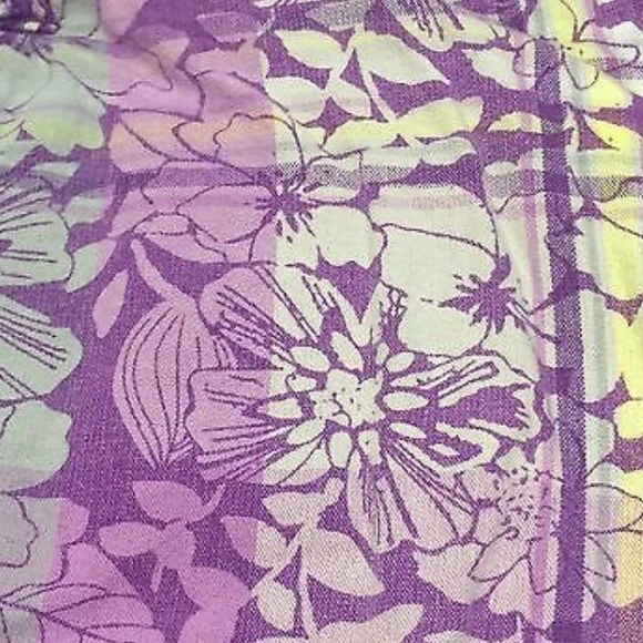 4/$25 Sale Floral Plaid Shorts Button pockets - Picture 5 of 8